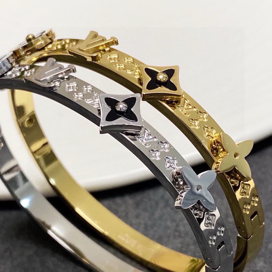Louis Vuitton Monogram Flower Bracelet